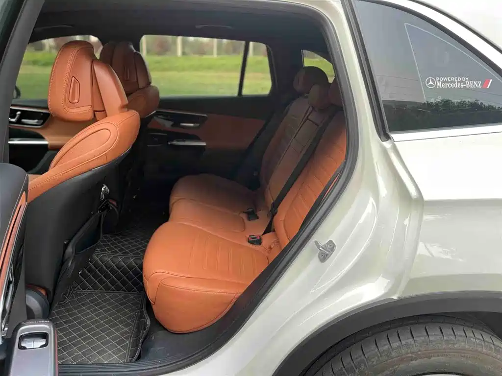 Mercedes-Benz GLC 2024 GLC 260 L 4MATIC Dynamic 5-seater купить на сайте DeffCars