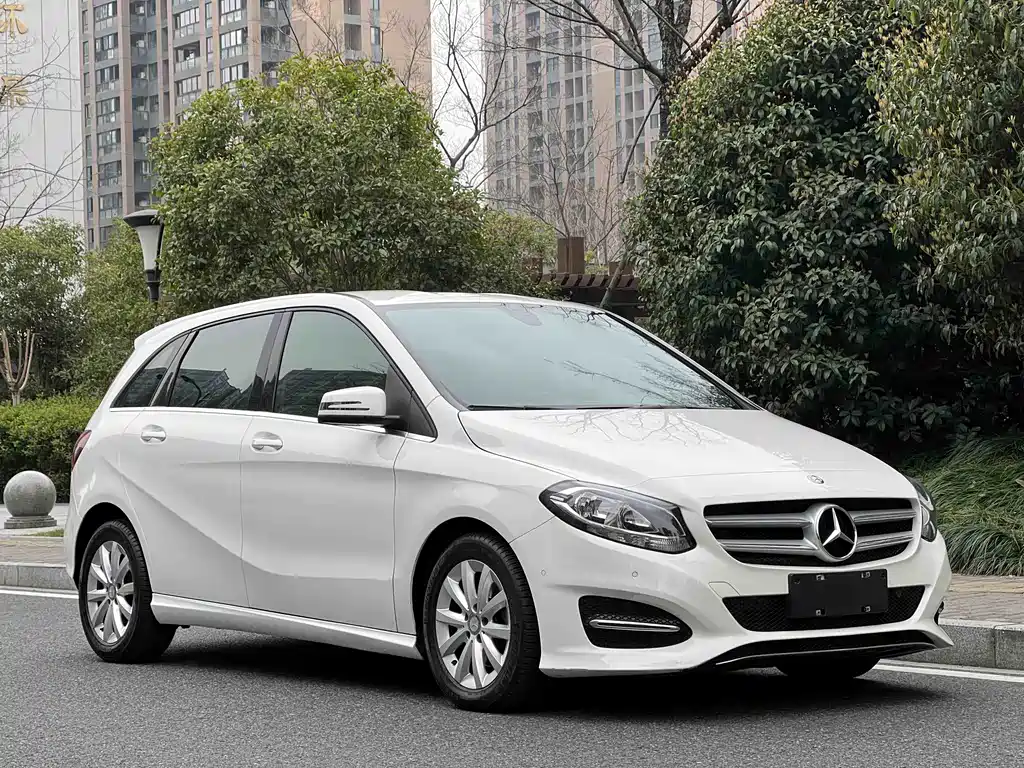 Mercedes-Benz B-Class 2017 B 180 купить на сайте DeffCars