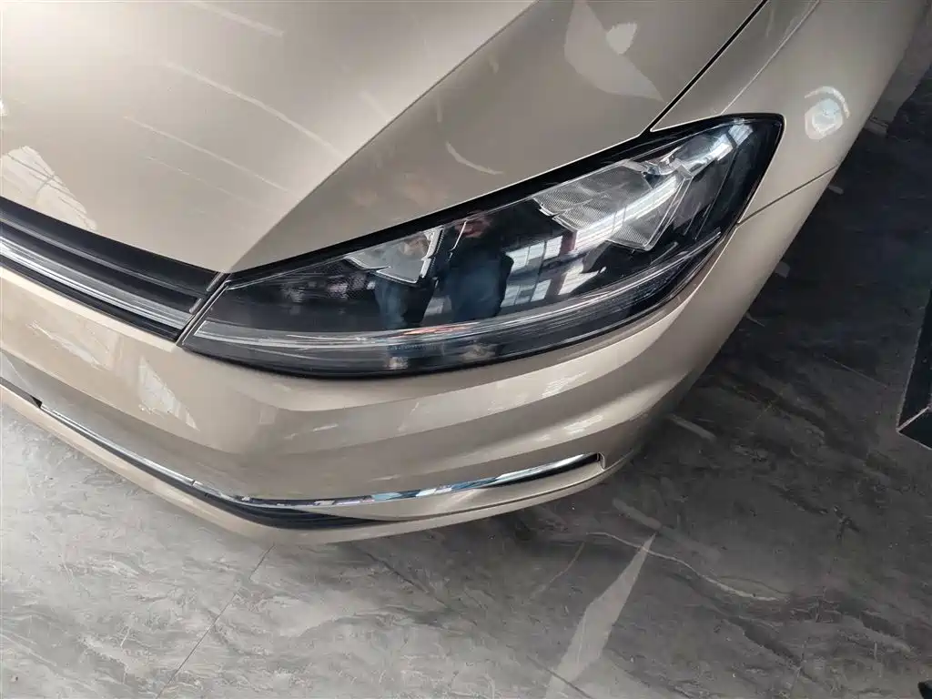 Golf 2019 200TSI DSG Comfort and Progress Edition National VI купить на сайте DeffCars
