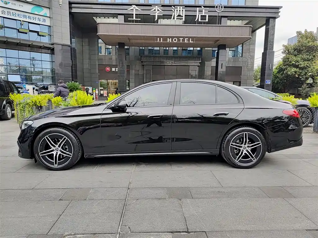 Mercedes-Benz E-Class (Imported) 2025 E 260 Sports Edition купить на сайте DeffCars