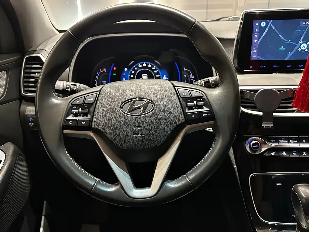 Tucson 2020 280TGDi dual-clutch two-wheel drive intelligent version National V купить на сайте DeffCars