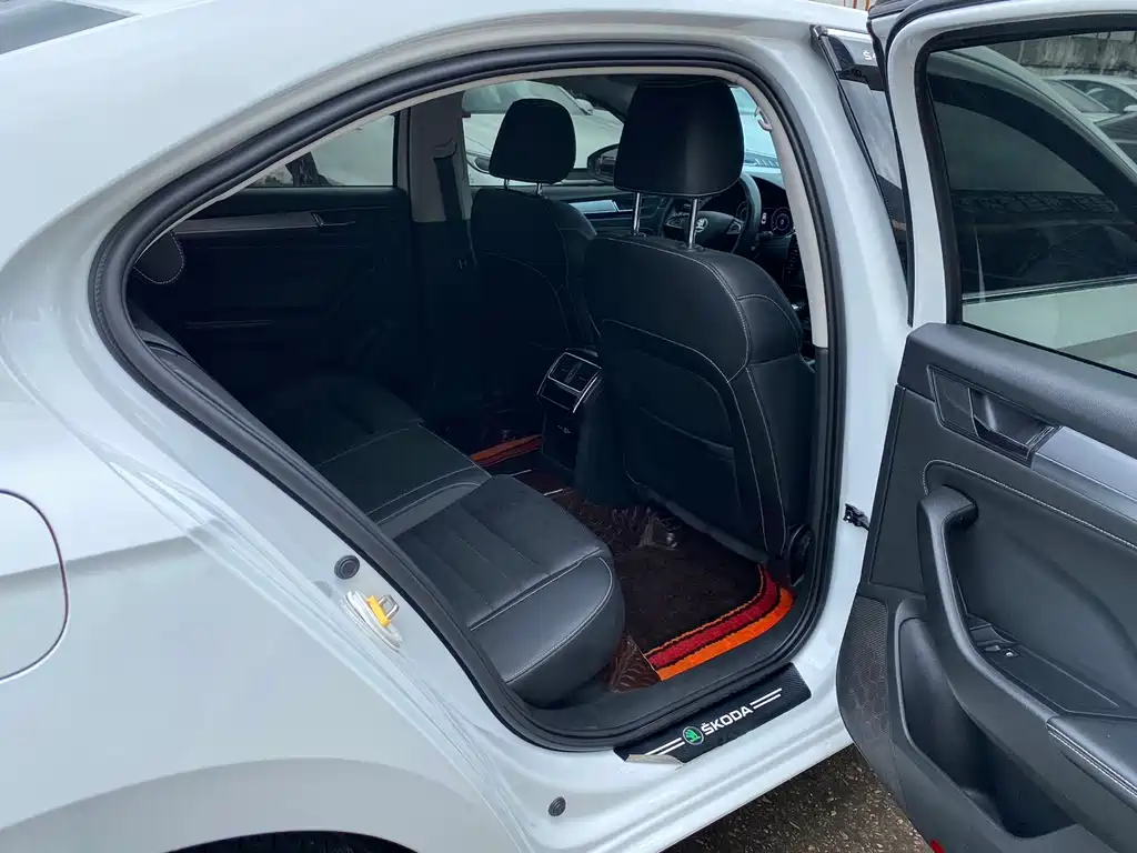 Superb 2022 TSI280 DSG Exclusive Edition купить на сайте DeffCars