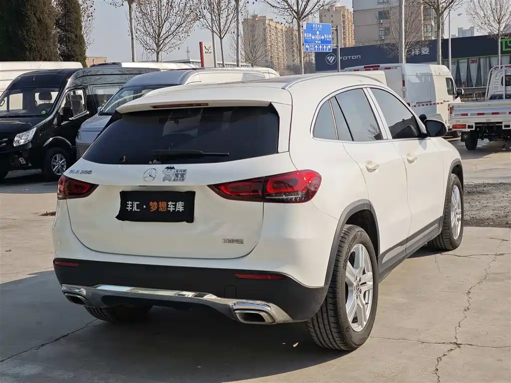 Mercedes-Benz GLA 2023 GLA 200 купить на сайте DeffCars