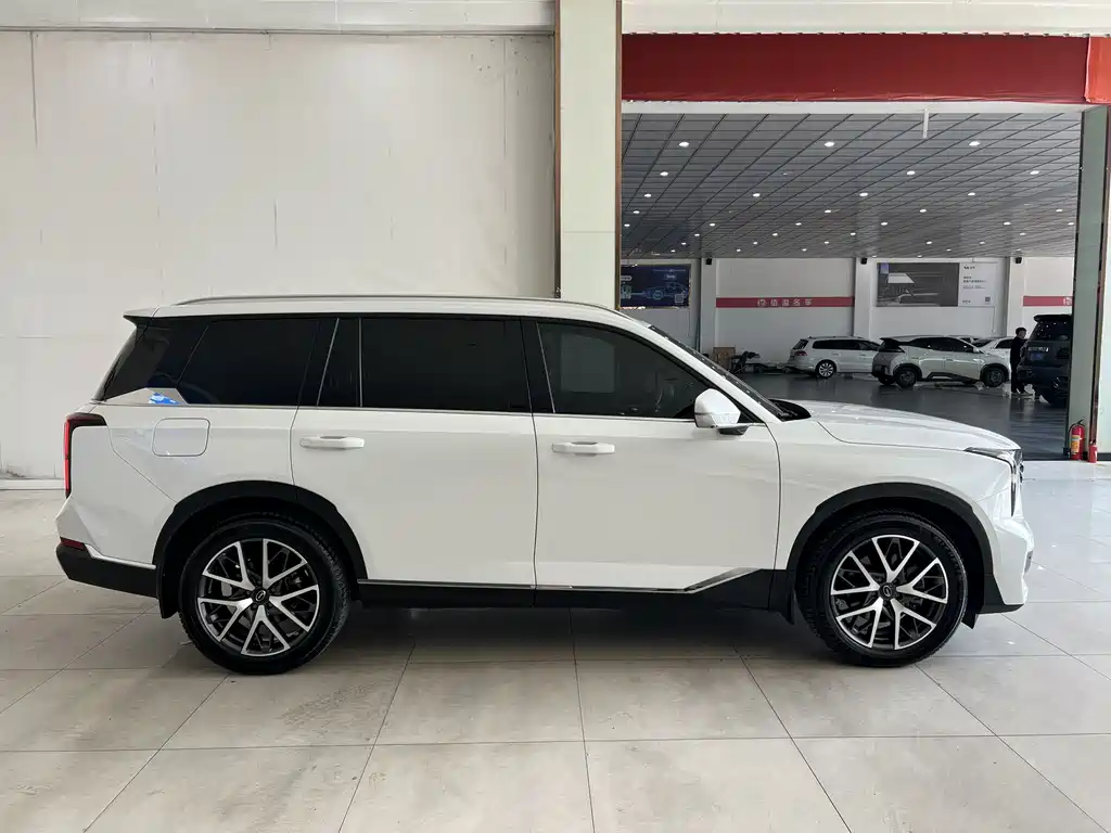 Trumpchi GS8 2024 Pilot Series 2.0TGDI 2WD Luxury Connected Edition 7 Seats купить на сайте DeffCars