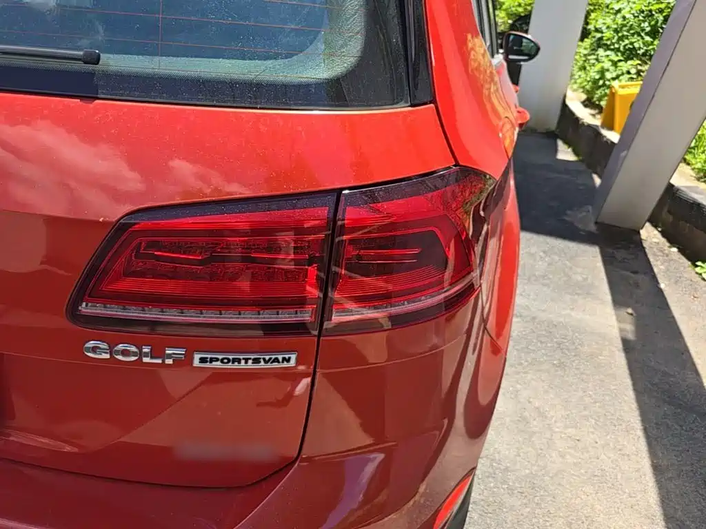 Golf Sportsvan 2016 230TSI automatic aggressive type купить на сайте DeffCars