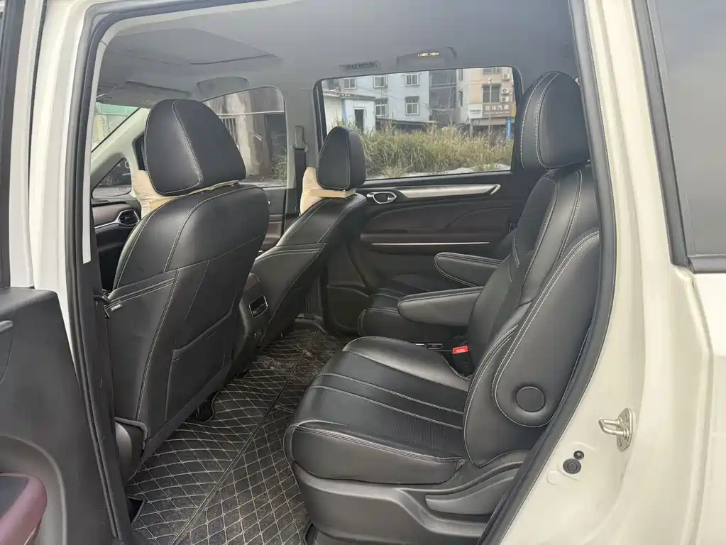 Trumpchi M6 2023 PRO 270T DCT Deluxe Edition купить на сайте DeffCars