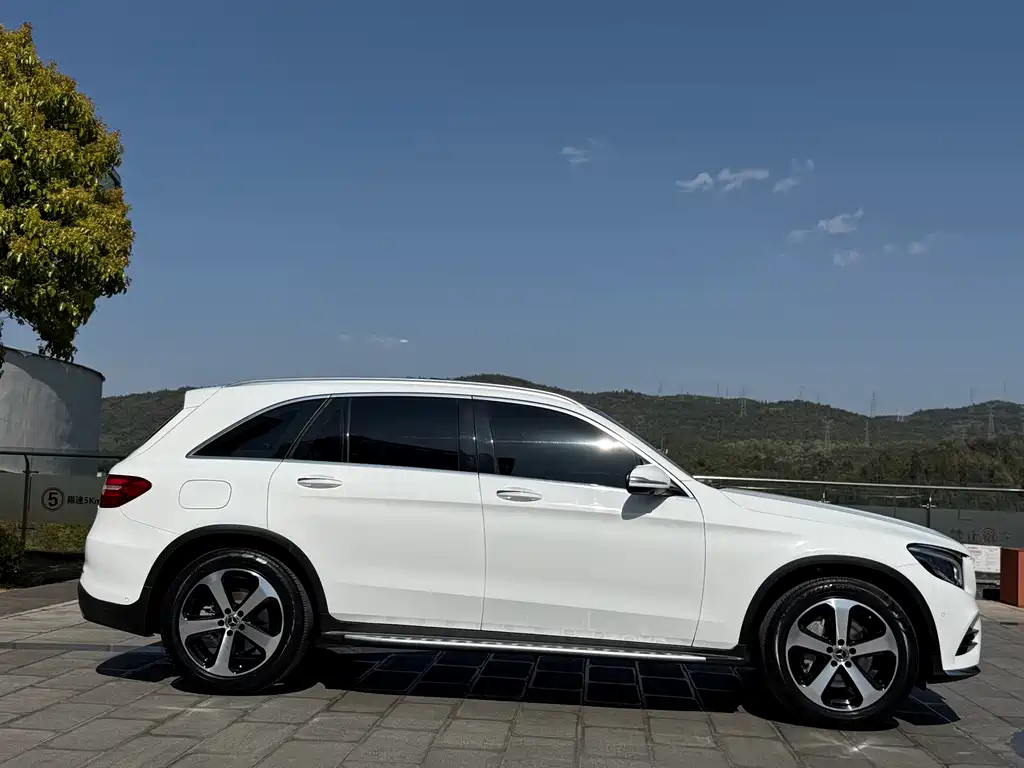 Mercedes-Benz GLC 2019 GLC 260 L 4MATIC luxury model купить на сайте DeffCars