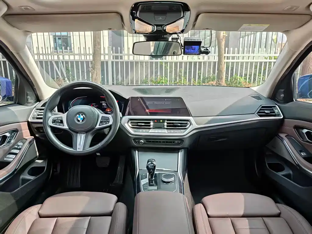 BMW 3 Series 2021 facelift 325i M Sports Package купить на сайте DeffCars