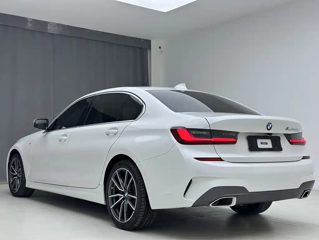 BMW 3 Series 2022 320Li M Sports Package купить на сайте DeffCars