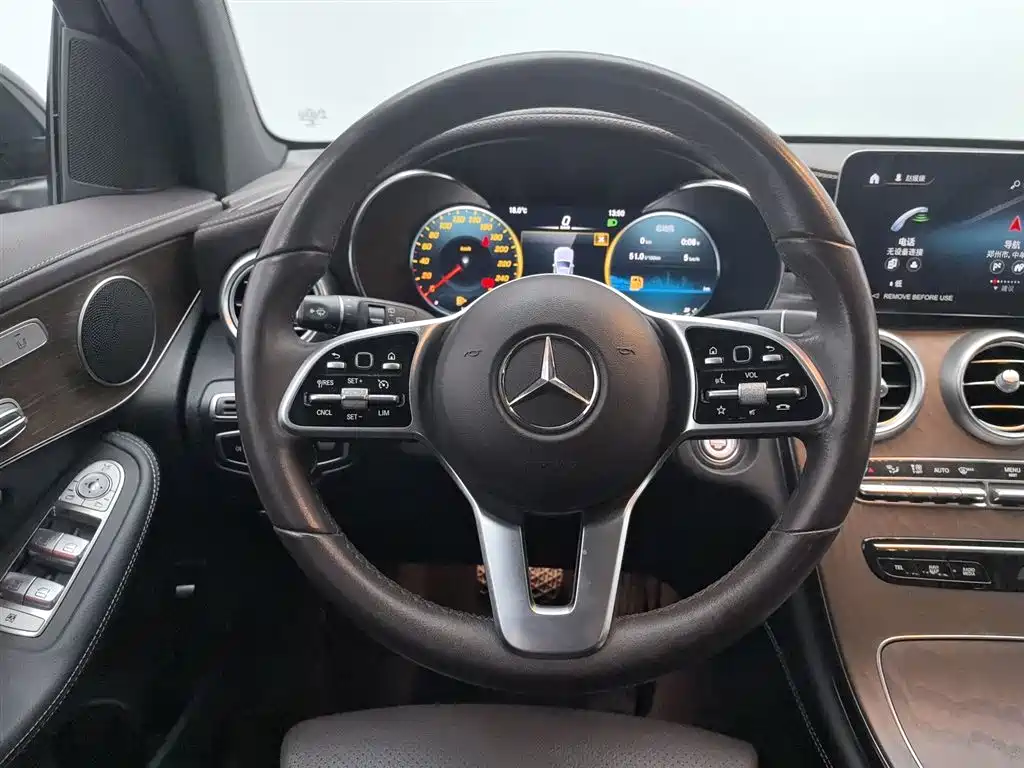Mercedes-Benz GLC 2022 facelift GLC 260 L 4MATIC luxury model купить на сайте DeffCars