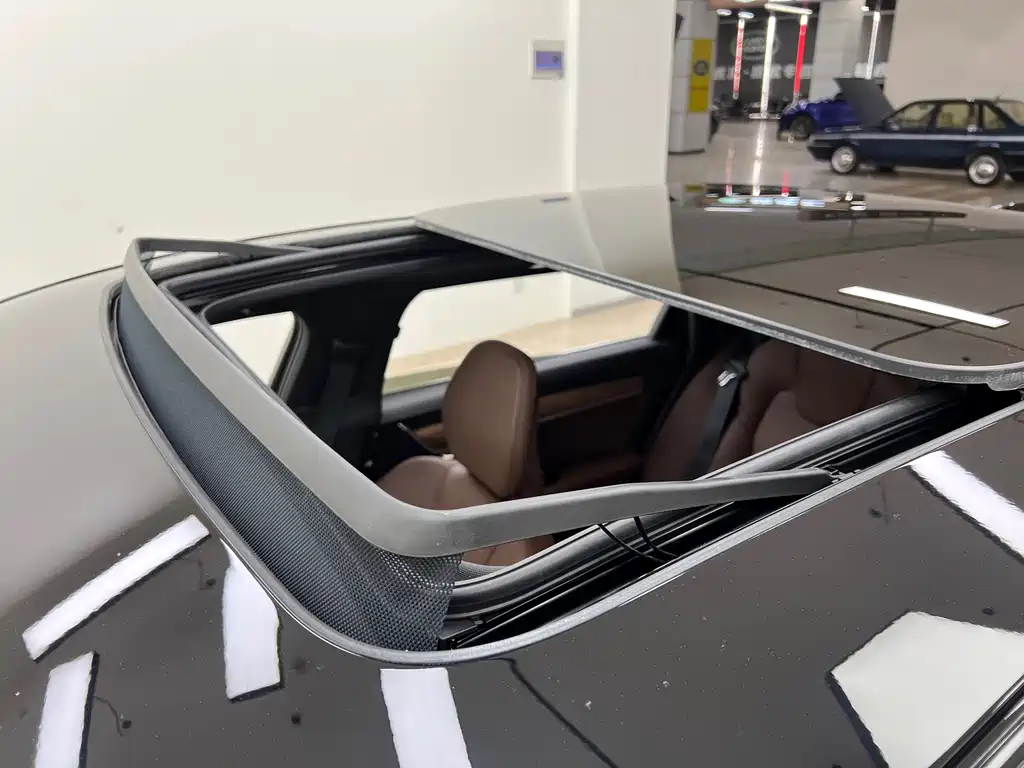 Volvo S90 2024 B5 Zhiyi Luxury Edition купить на сайте DeffCars