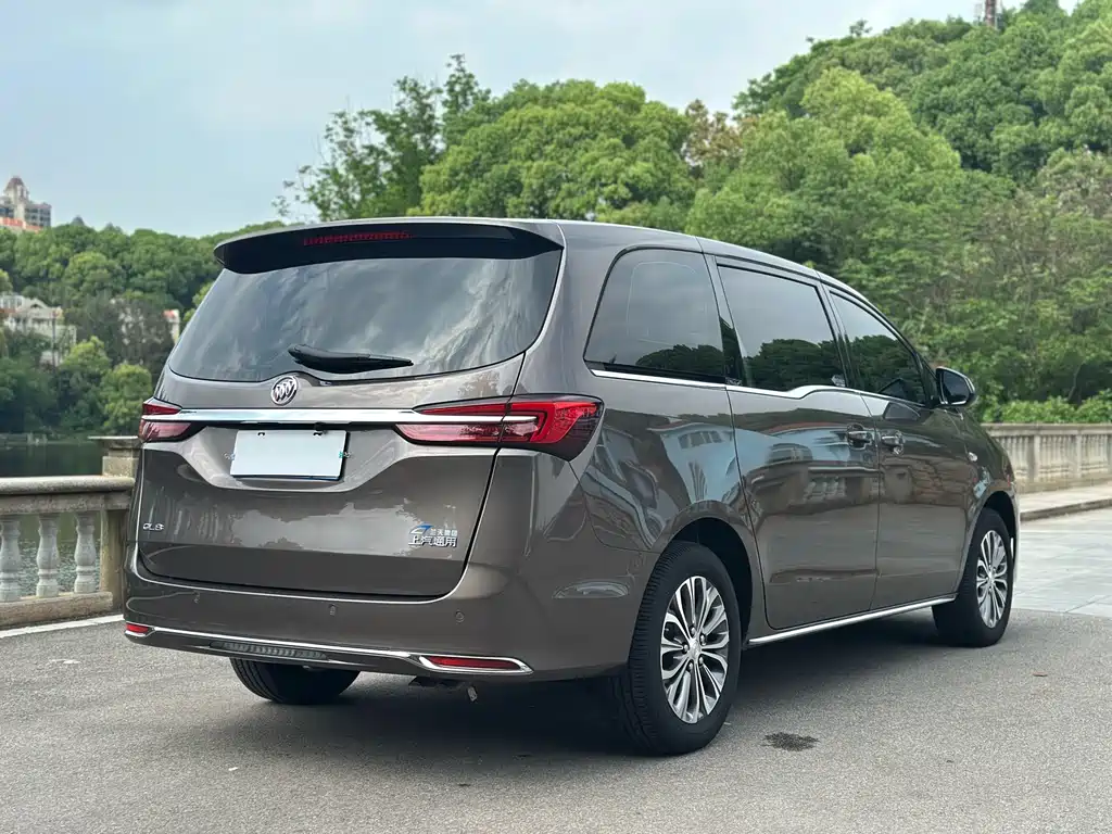 Buick GL8 2023 Land Business Class 652T Smart Luxury купить на сайте DeffCars
