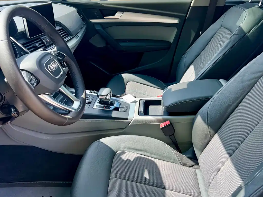 Audi Q5L 2018 40 TFSI enjoys fashionable style, National VI купить на сайте DeffCars