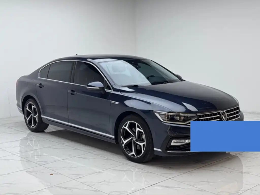Magotan 2023 2 million commemorative edition 330TSI DSG leading model купить на сайте DeffCars