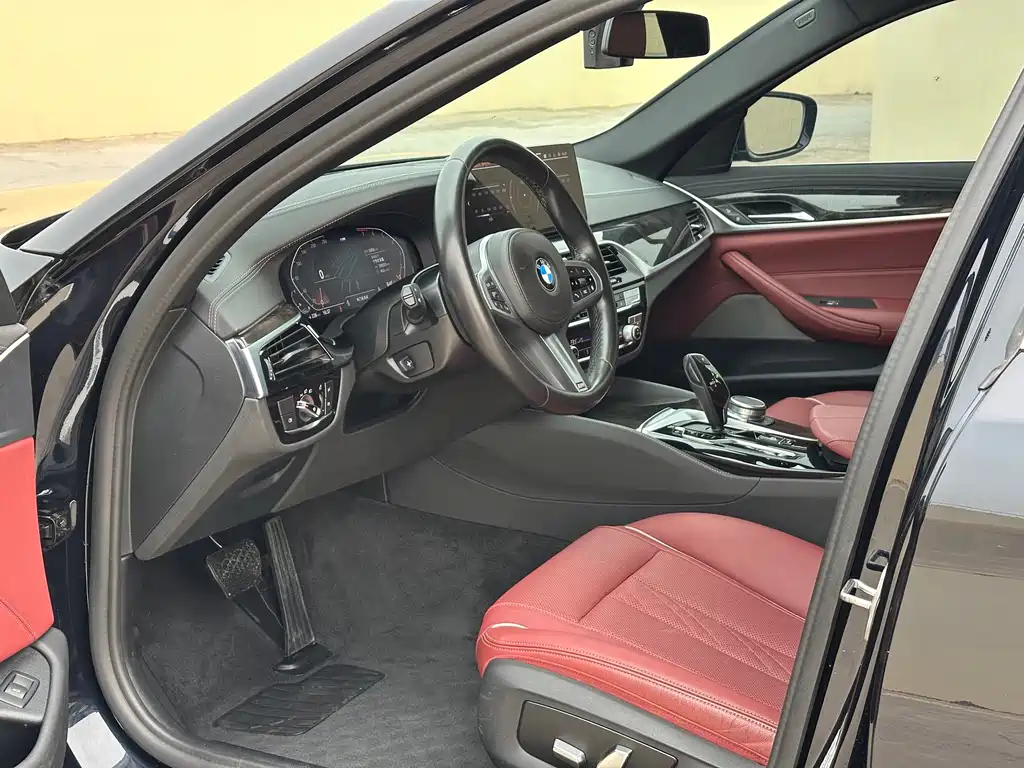 BMW 5 Series 2022 facelift 525Li M Sports Package купить на сайте DeffCars