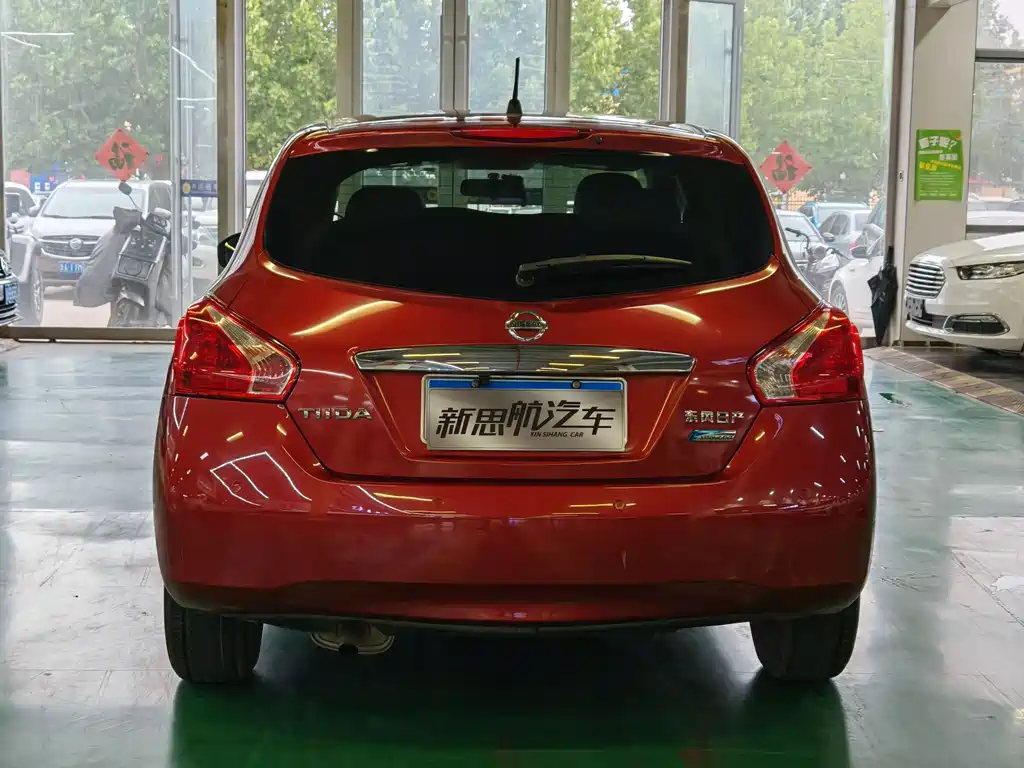 Tiida 2013 1.6L CVT cool version купить на сайте DeffCars