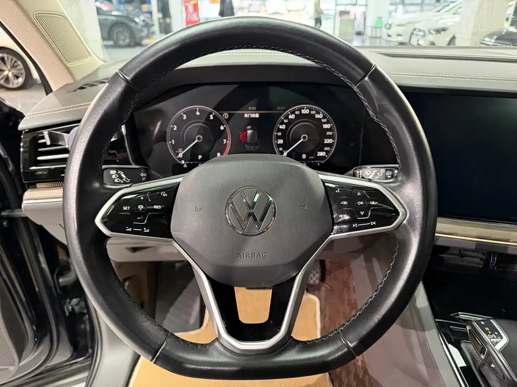 Touareg 2021 3.0TSI Ruixiang Edition Classic Sports Package купить на сайте DeffCars