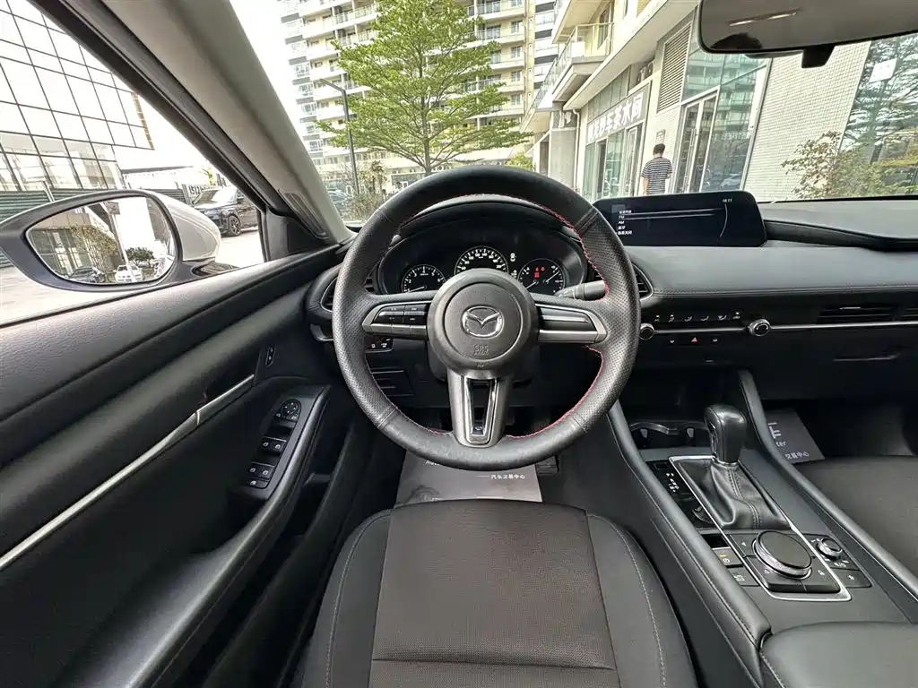 Mazda3 Angkesela 2021 2.0L automatic quality version купить на сайте DeffCars