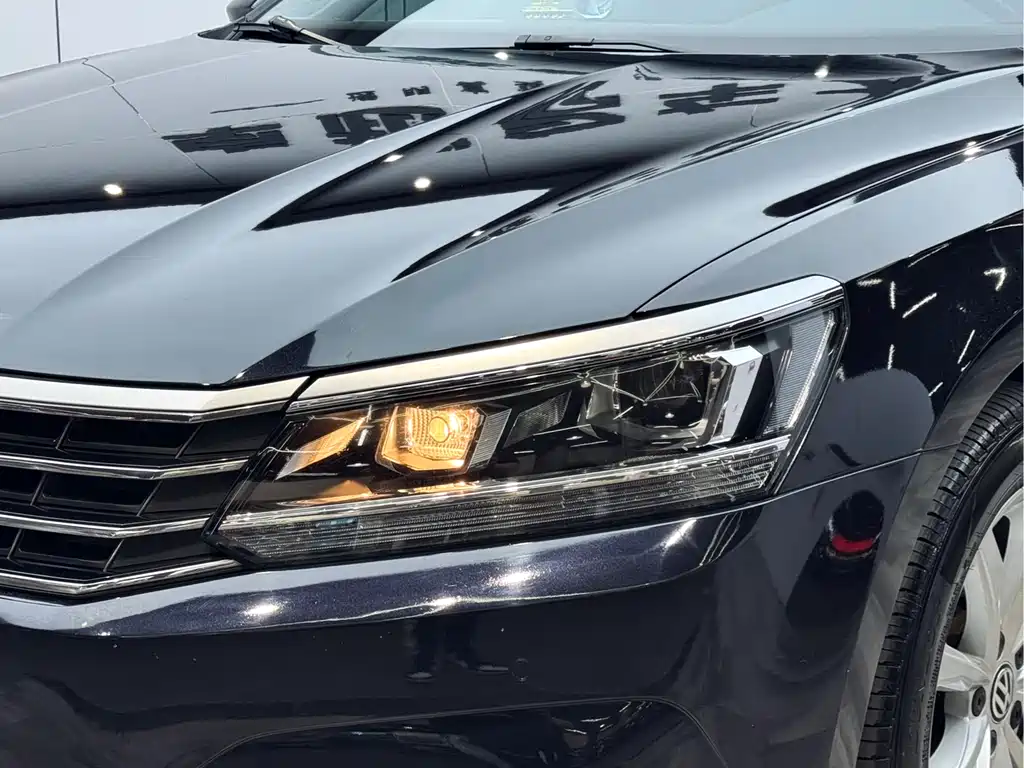 Passat 2017 330TSI DSG Premium Edition купить на сайте DeffCars