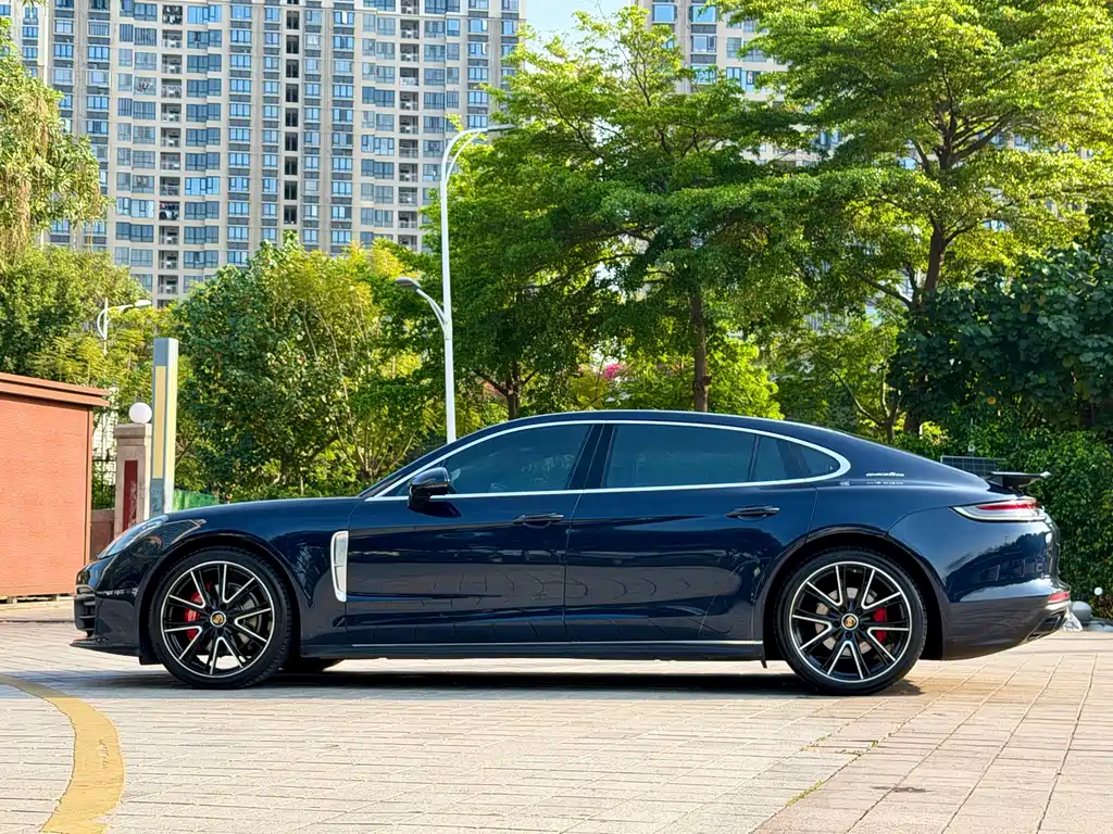 Panamera 2022 Panamera Executive Extended Edition 2.9T купить на сайте DeffCars
