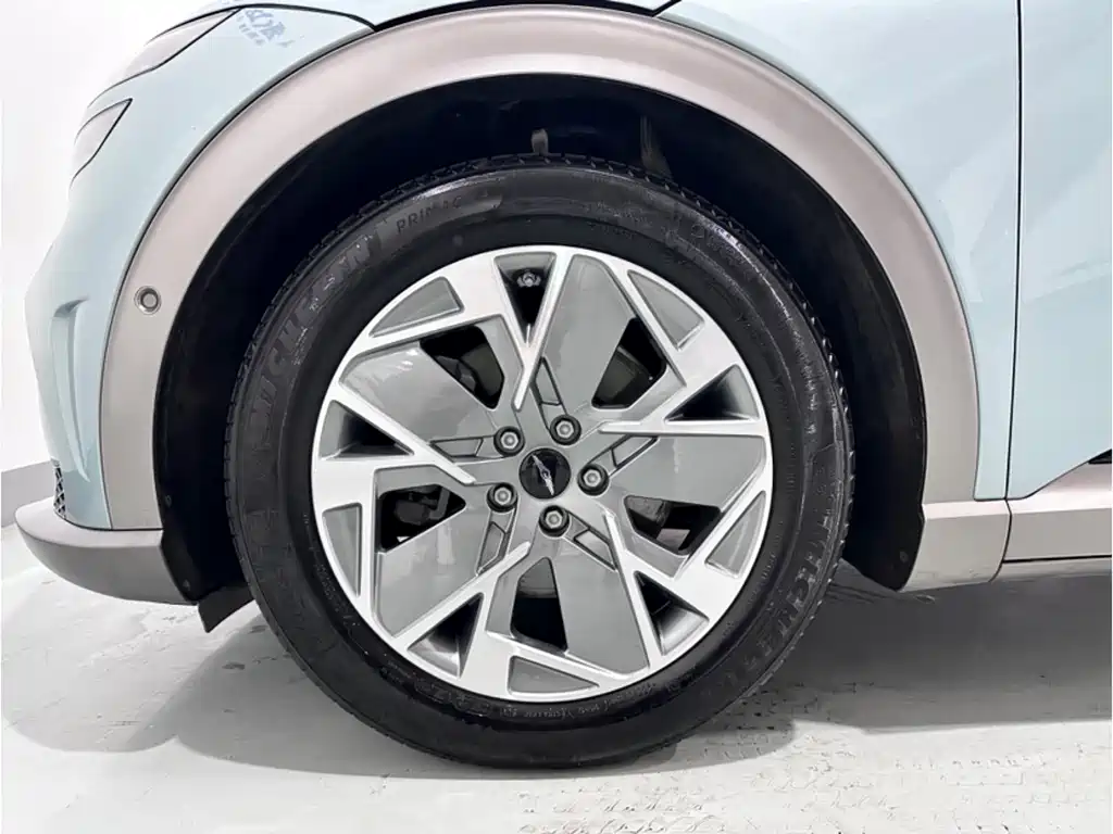 Genesis GV60 2024 dual-motor four-wheel drive luxury version купить на сайте DeffCars