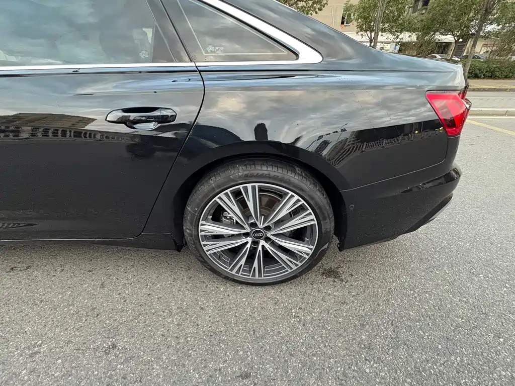 Audi A6L 2024 45 TFSI Premium Dynamic Model купить на сайте DeffCars