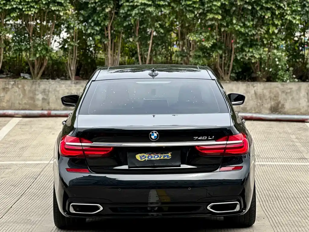 BMW 7 Series 2018 740Li Leading M Sports Package купить на сайте DeffCars
