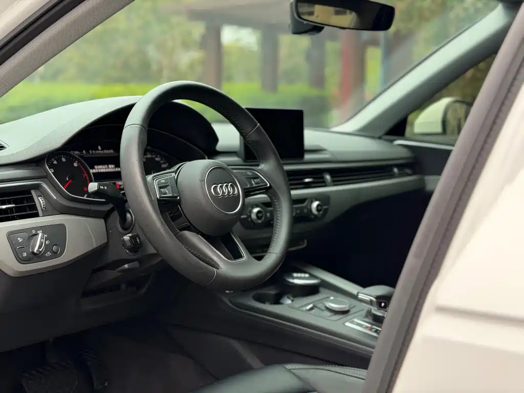 Audi A4L 2019 40 TFSI Enterprising National VI купить на сайте DeffCars
