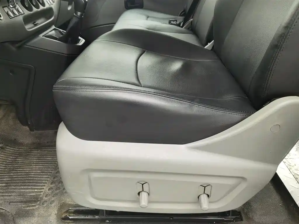 Teshun 2021 2.8T Space King Ordinary Model Short Axis Medium High Roof 6-Seater Diesel National VI JX493 купить на сайте DeffCars