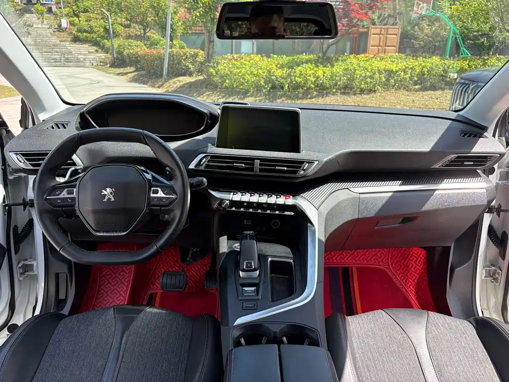 Peugeot 5008 2019 350THP 5-seater elite version купить на сайте DeffCars