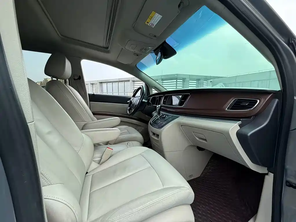 Buick GL8 2018 28T luxury model National VI купить на сайте DeffCars