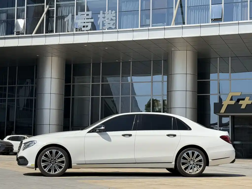 Mercedes-Benz E-Class 2016 E 300 L Luxury Model купить на сайте DeffCars