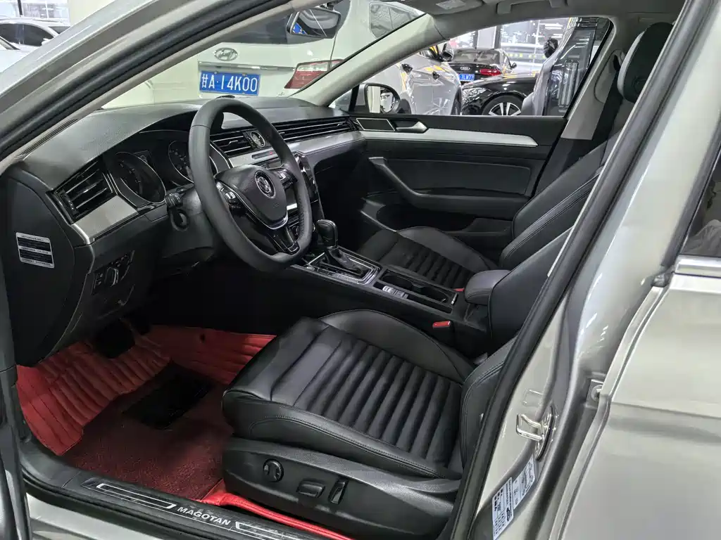 Magotan 2017 330TSI DSG leading model купить на сайте DeffCars
