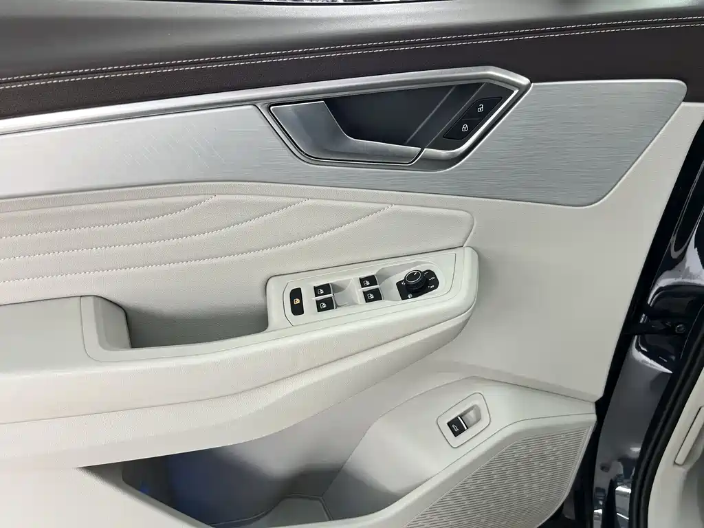Lanjing 2022 380TSI four-wheel drive luxury Jiajing Edition Pro 6 seats купить на сайте DeffCars
