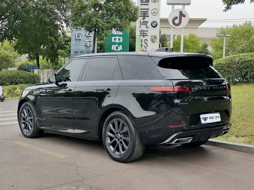 Range Rover Sport 2023 400PS Dynamic SE купить на сайте DeffCars