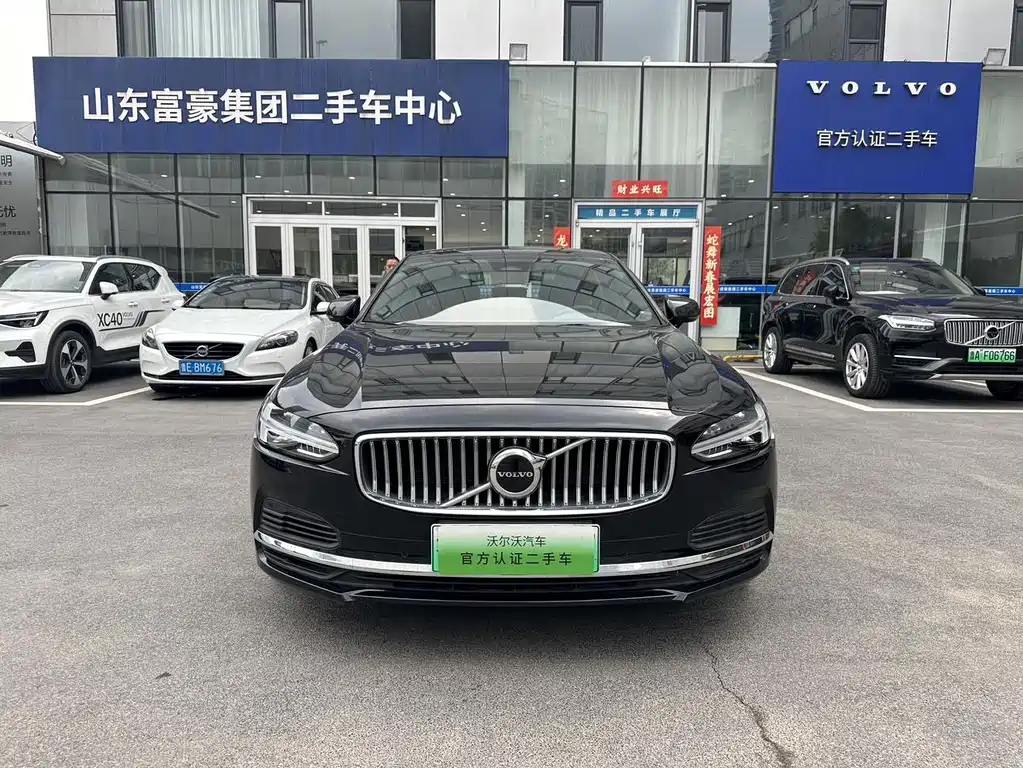 Volvo S90 plug-in hybrid 2024 plug-in hybrid four-wheel drive long range Zhiyi luxury version купить на сайте DeffCars