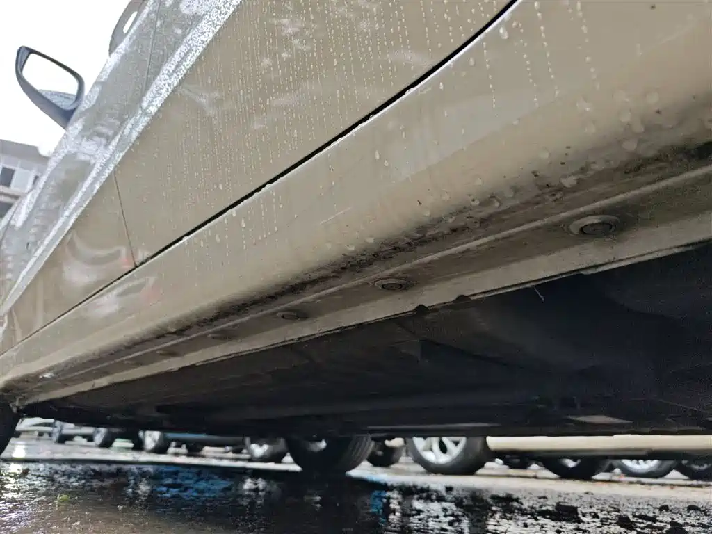 Bluebird 2019 1.6L manual cool version National VI купить на сайте DeffCars