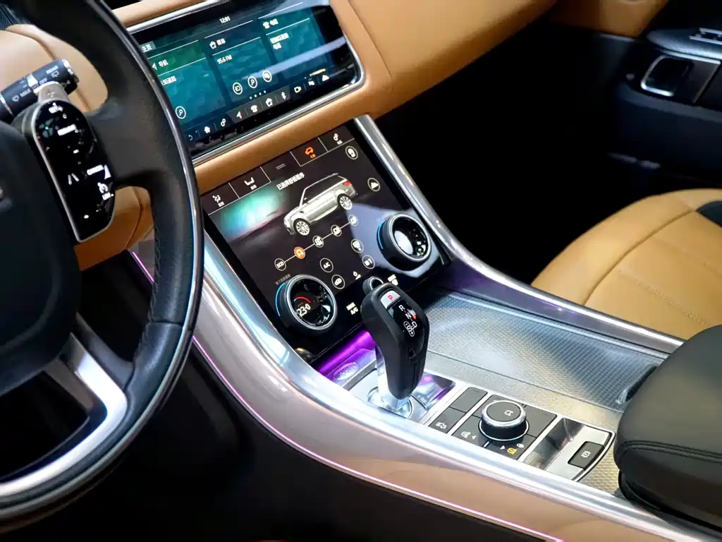 Range Rover Sport 2020 3.0 L6 HSE DYNAMIC купить на сайте DeffCars