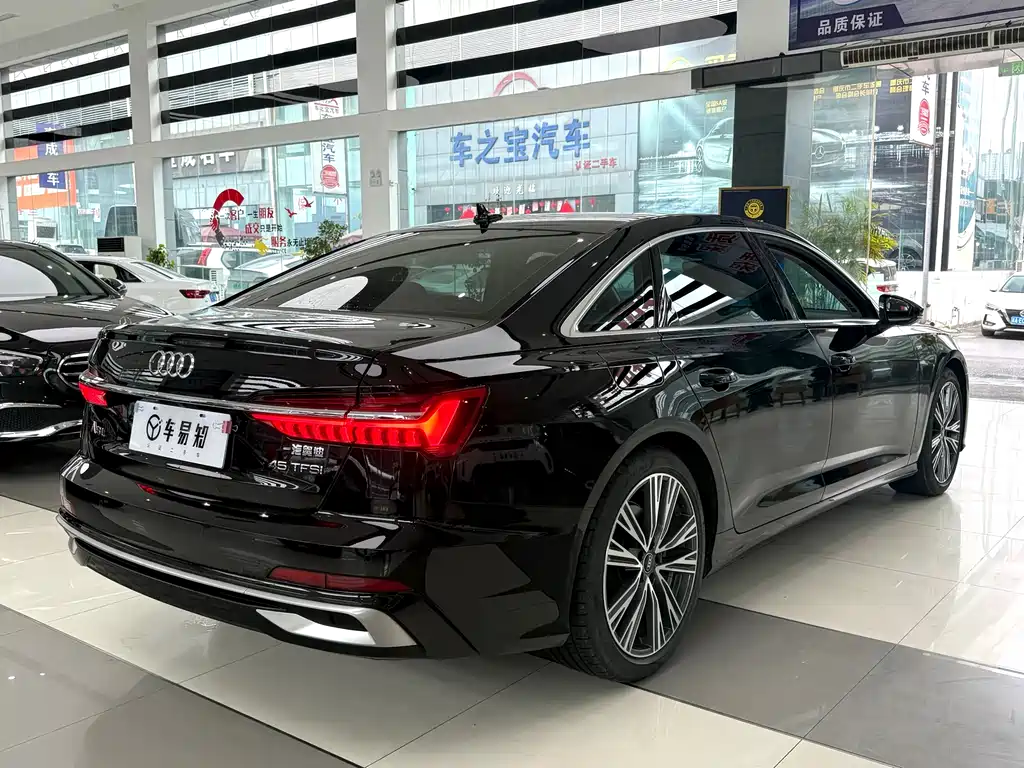 Audi A6L 2024 45 TFSI Premium Dynamic Model купить на сайте DeffCars