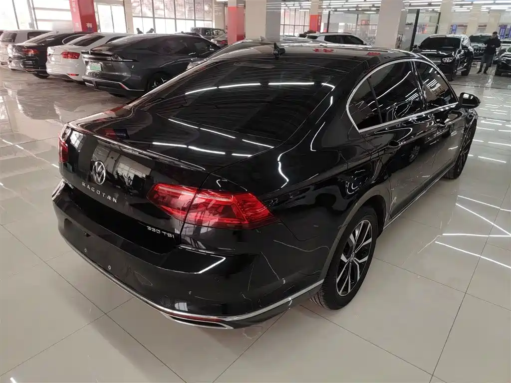 Magotan 2020 330TSI DSG leading model купить на сайте DeffCars