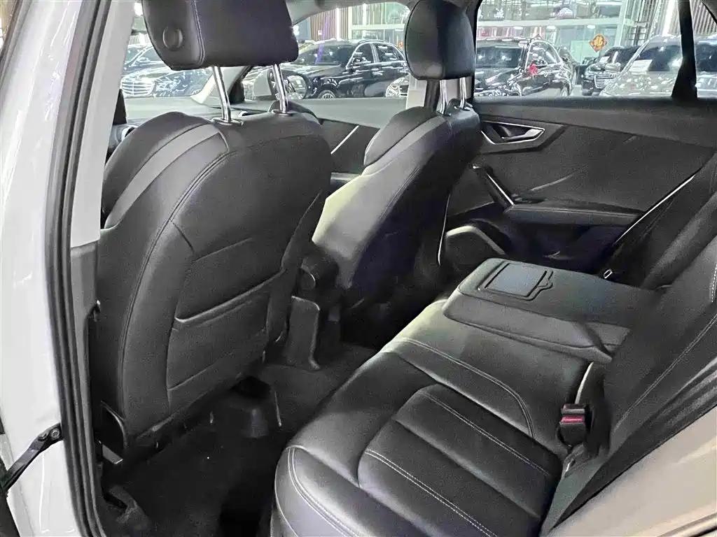 Audi Q2L 2024 facelift 35TFSI fashionable and dynamic купить на сайте DeffCars