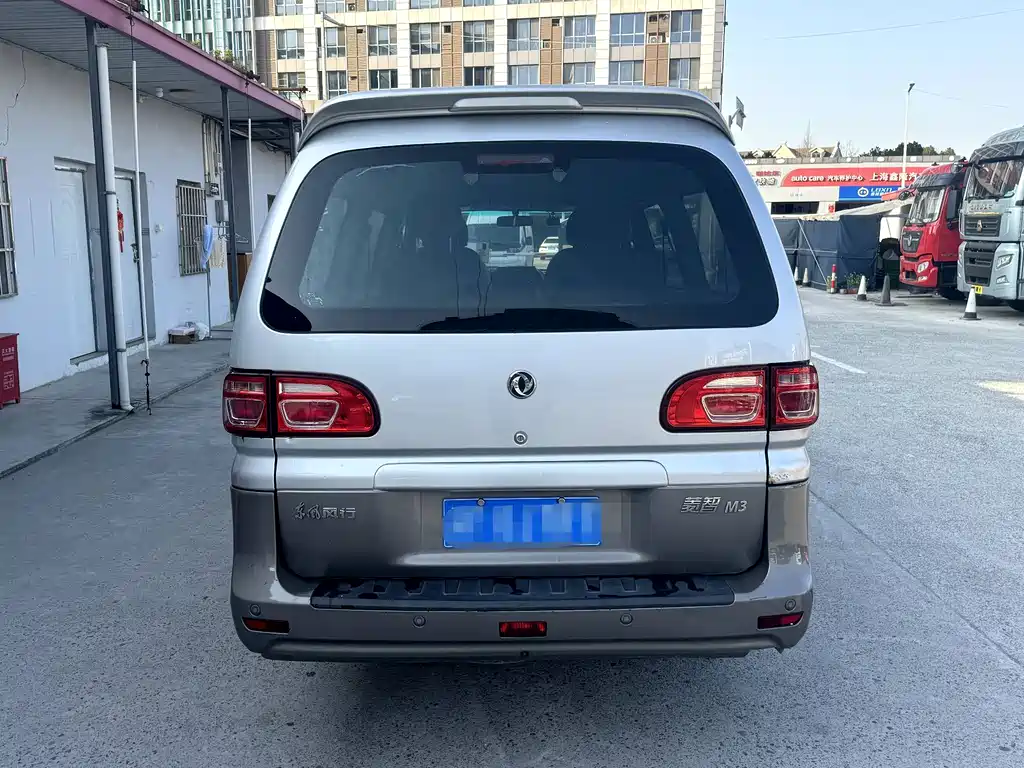 Lingzhi 2018 M3L 1.6L 7-seat comfort model купить на сайте DeffCars