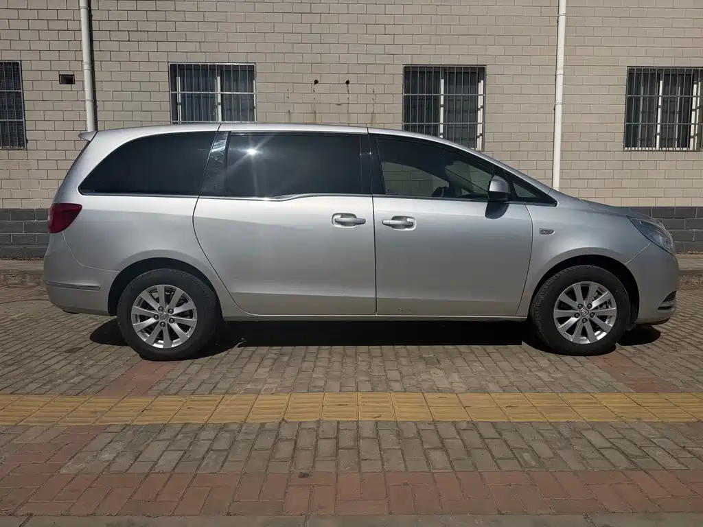 Buick GL8 2017 25S Comfort Type National V купить на сайте DeffCars