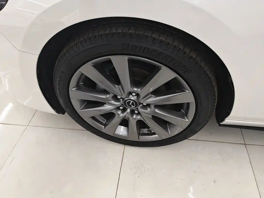 Mazda Axela 2022 2.0L Automatic Quality Edition купить на сайте DeffCars