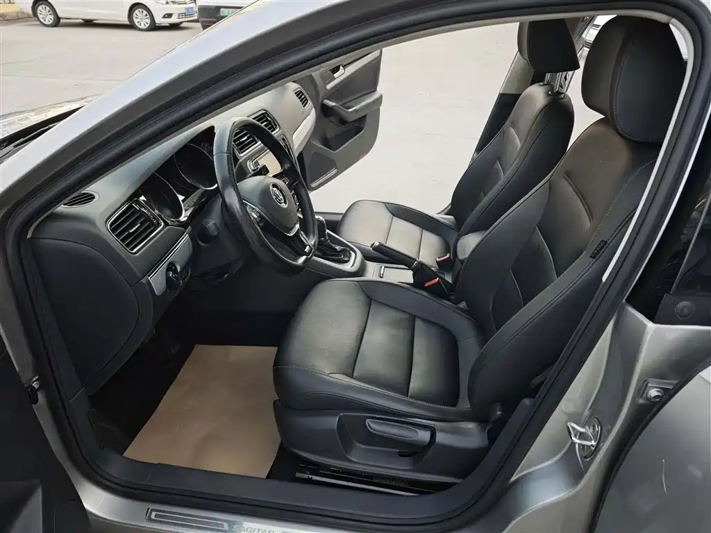 Sagitar 2018 180TSI DSG Premium Edition купить на сайте DeffCars