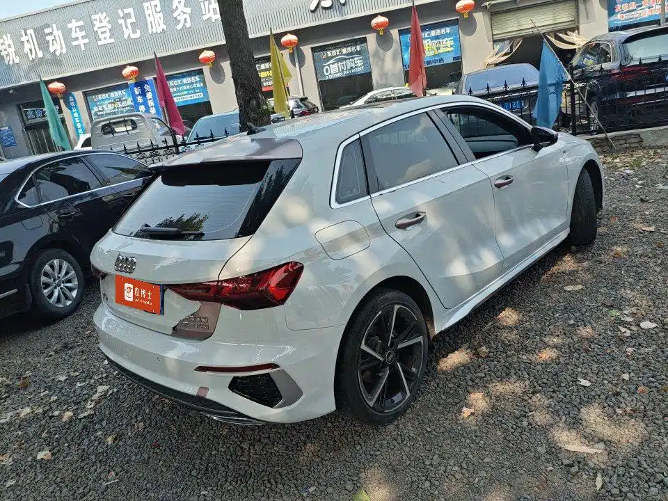 Audi A3 2023 facelift Sportback 35 TFSI stylish and sporty купить на сайте DeffCars