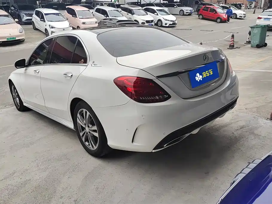 Mercedes-Benz C-Class 2016 C 200 L Sports купить на сайте DeffCars