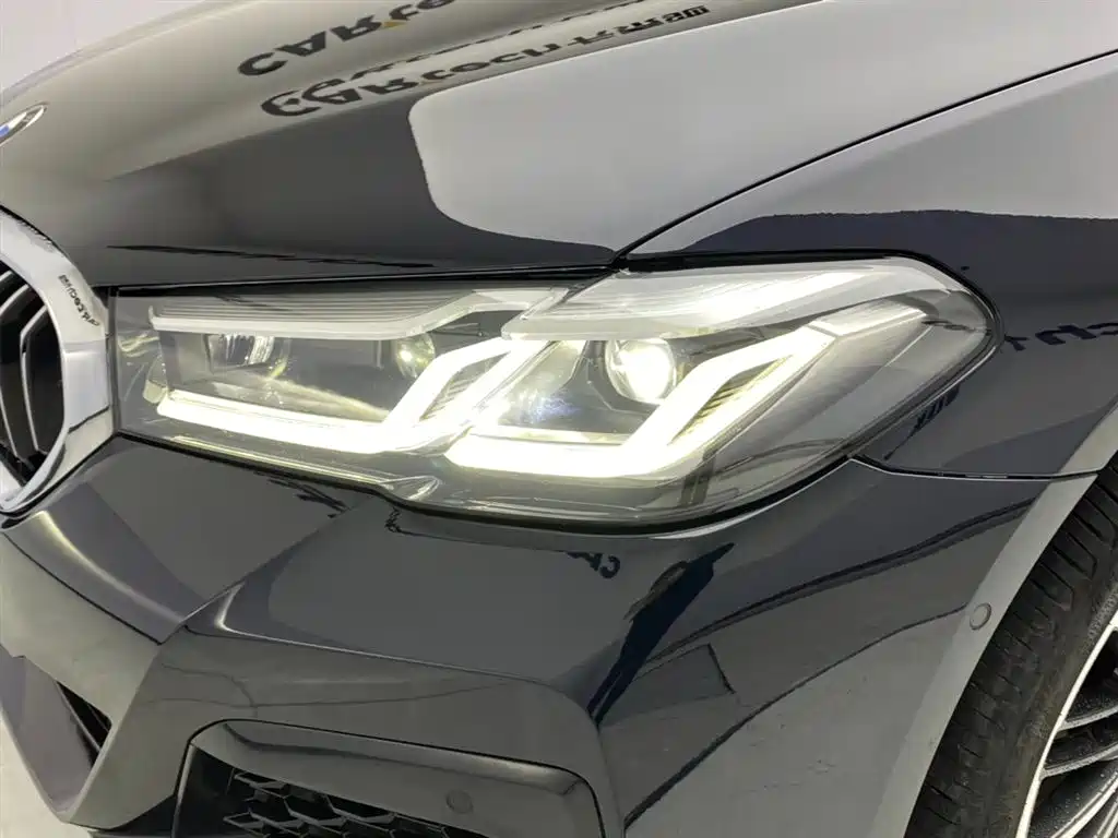 BMW 5 Series 2022 facelift 530Li leading M sports package купить на сайте DeffCars