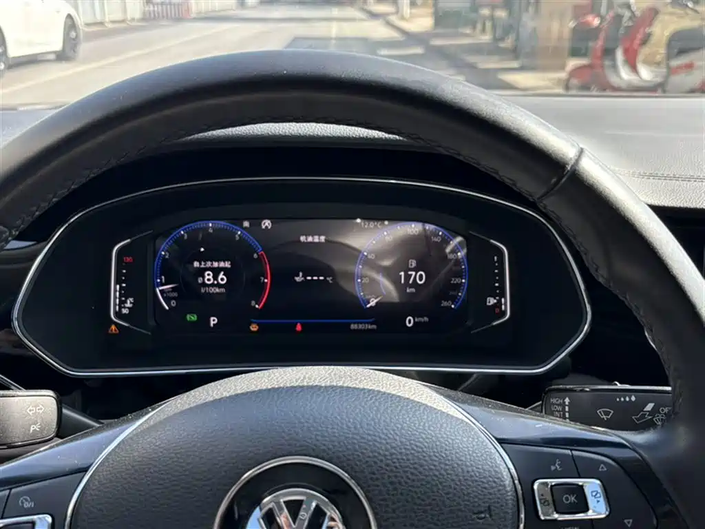 Passat 2019 330TSI Deluxe Edition National VI купить на сайте DeffCars