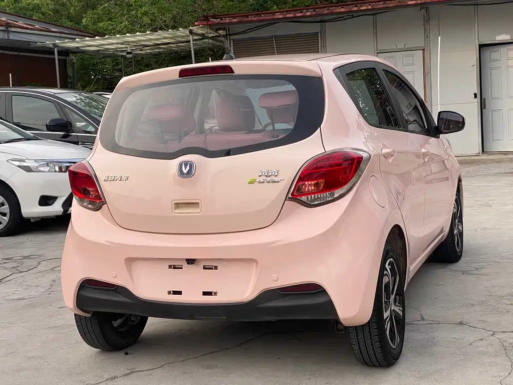 Changan Benben E-Star 2022 Qingxin Edition Colorful Edition Three Yuan Lithium купить на сайте DeffCars